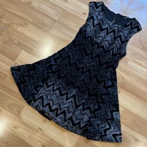 Sugarlips Black Velvet Grey Abstract Print Skater Mini Dress Medium